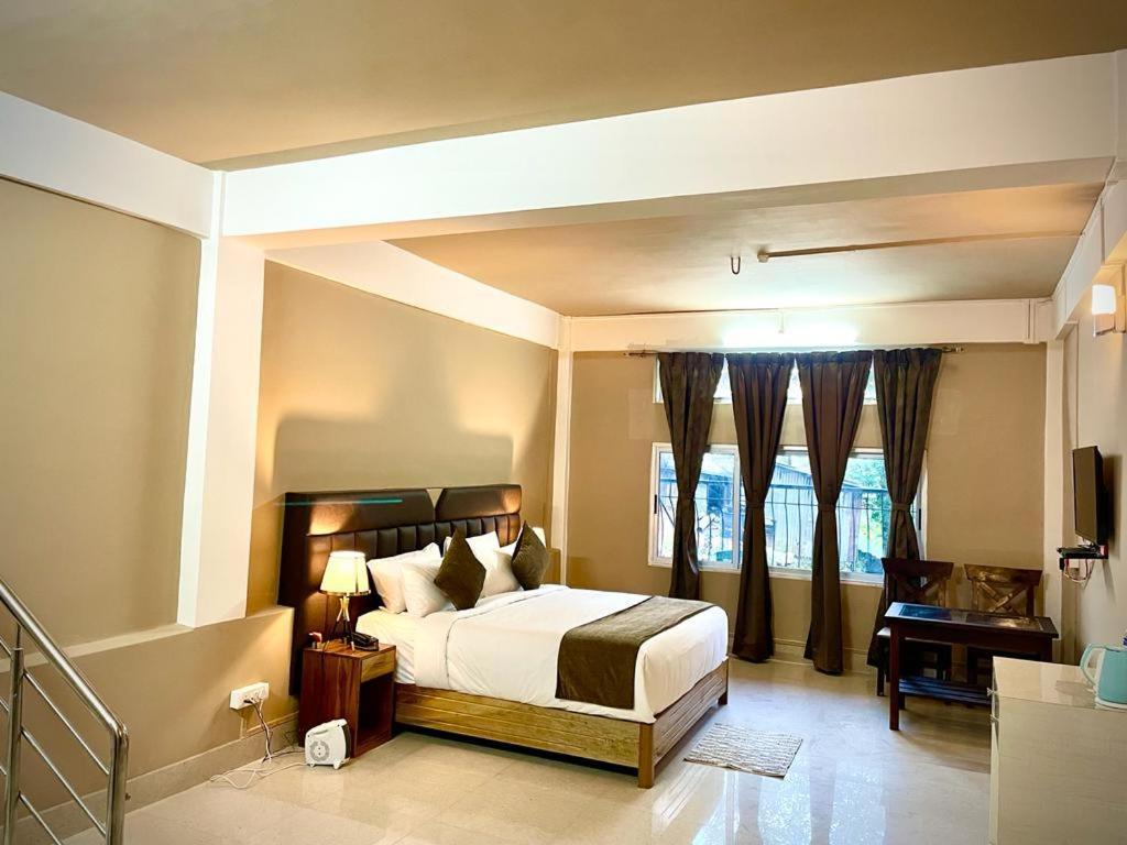 La Colline Resort Kohima Exteriér fotografie