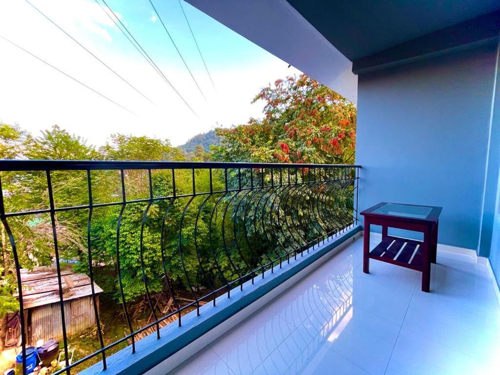 La Colline Resort Kohima Exteriér fotografie