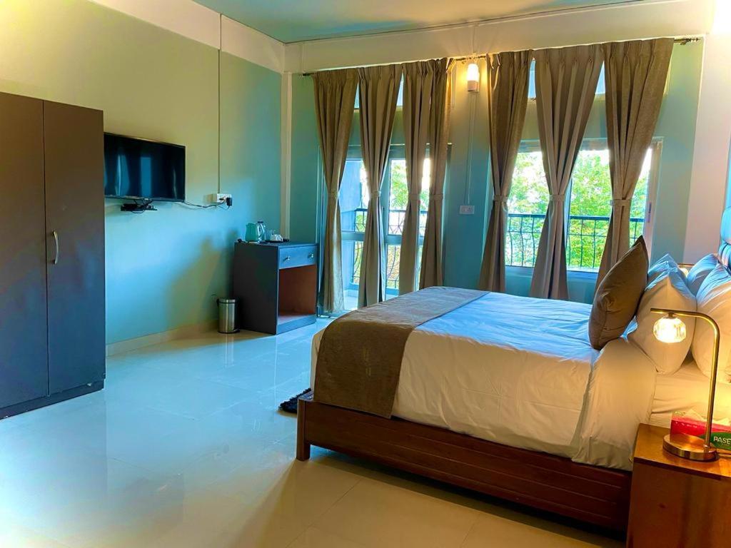 La Colline Resort Kohima Exteriér fotografie