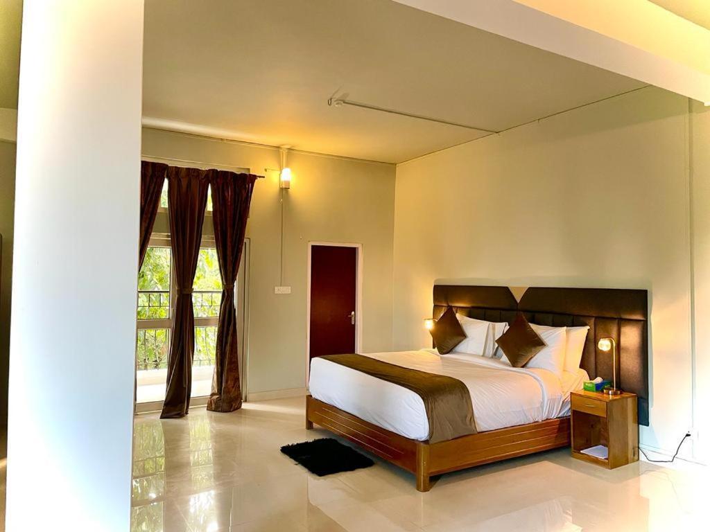 La Colline Resort Kohima Exteriér fotografie